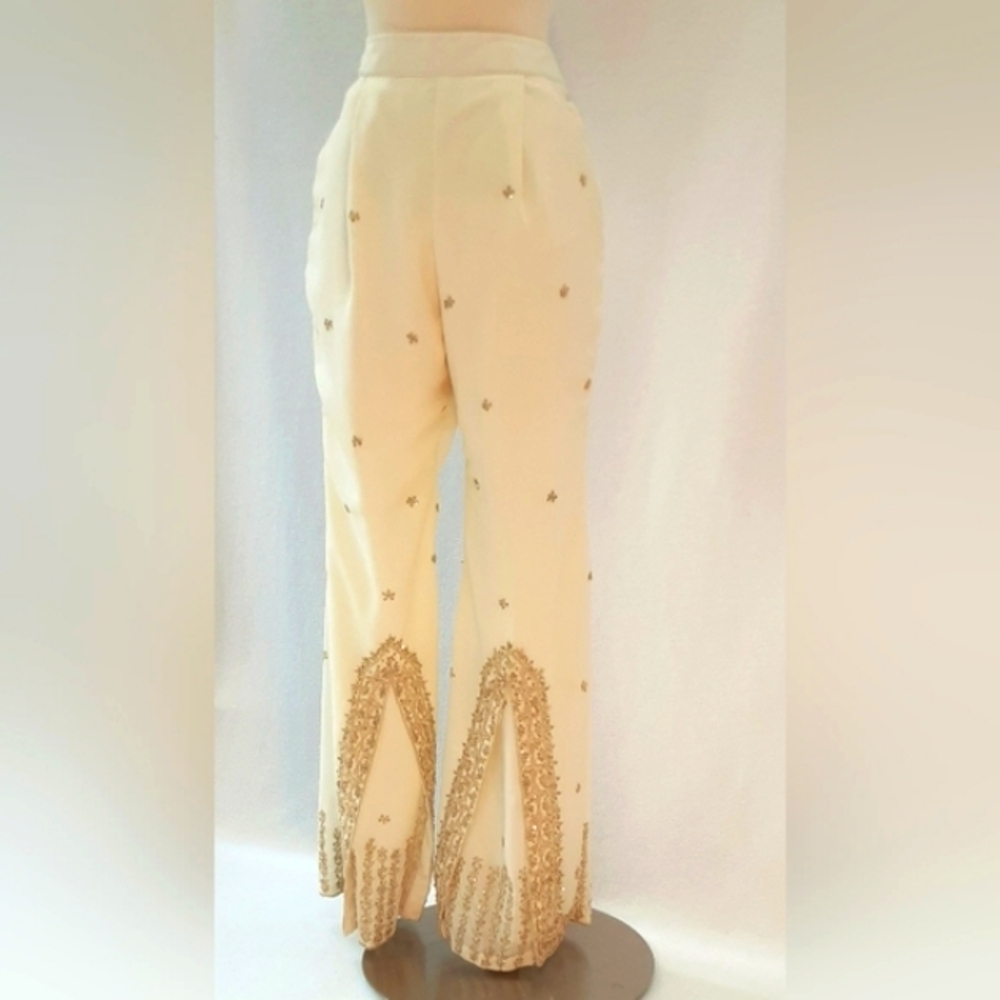Gorgeous embellished legitimate harem pants India fully lined like new Bollywood
